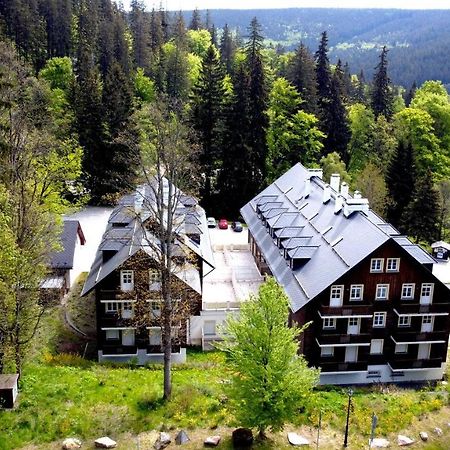 Hubertus Karlova Studanka Aparthotel Exterior photo