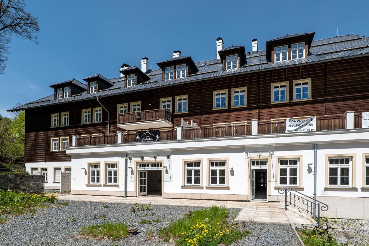 Hubertus Karlova Studanka Aparthotel Exterior photo