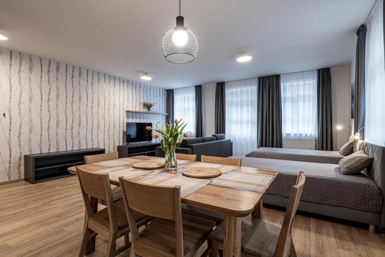 Hubertus Karlova Studanka Aparthotel Exterior photo